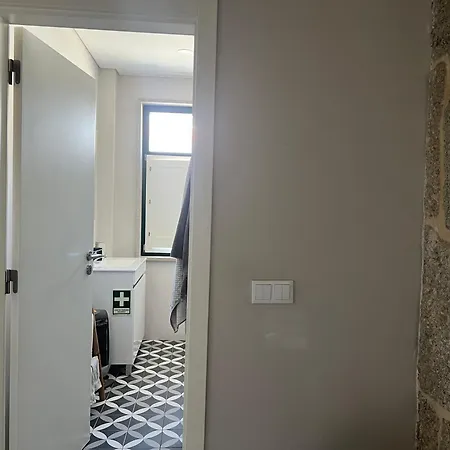 Al Amoreirinha Rui Barata شقة